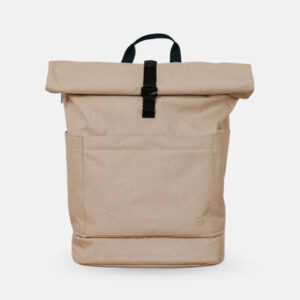 Anna und Oskar Fairer Wickelrucksack Hugo aus recyceltem Material Sand